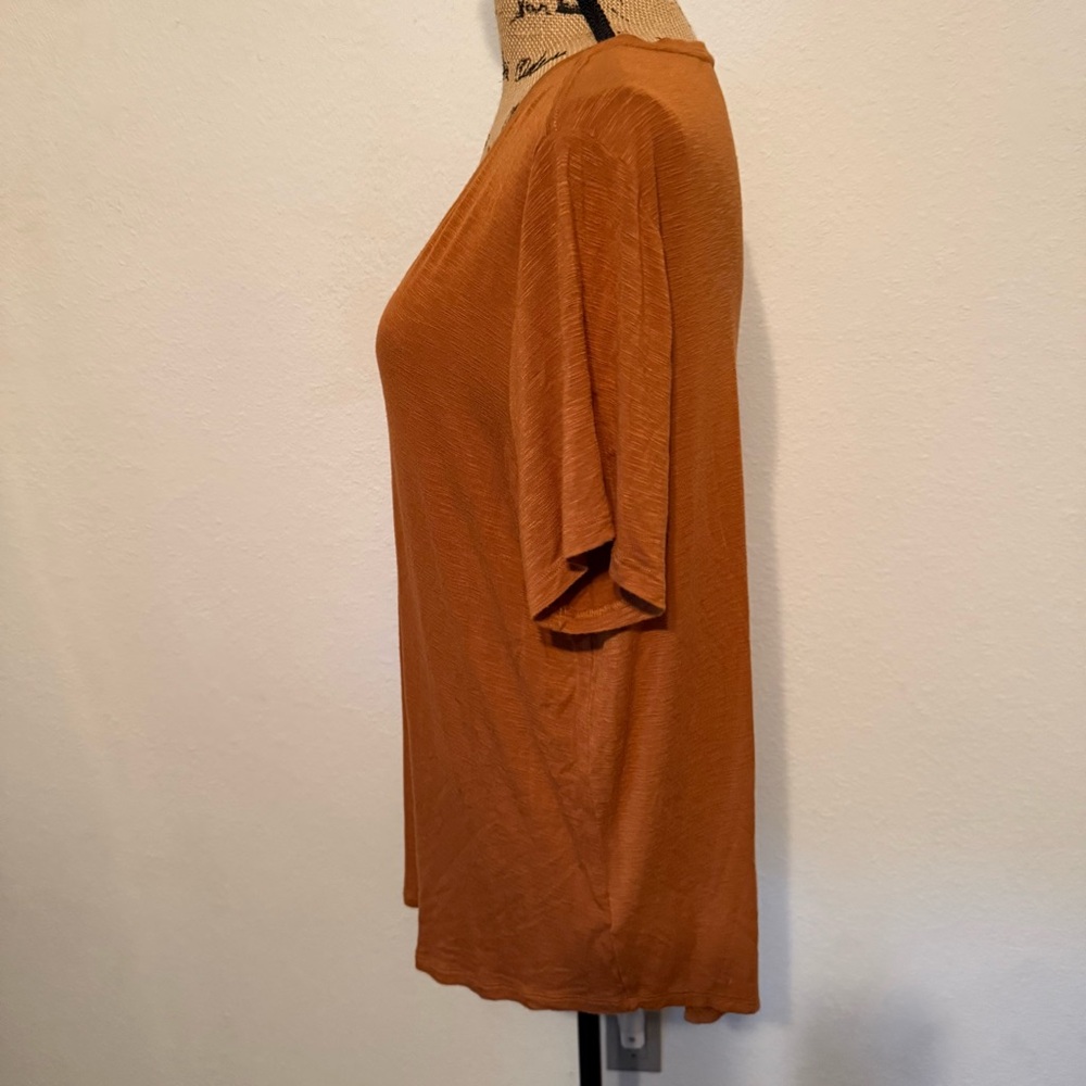 Rust orange short sleeve v-neck t-shirt XL - Picture 2 of 8